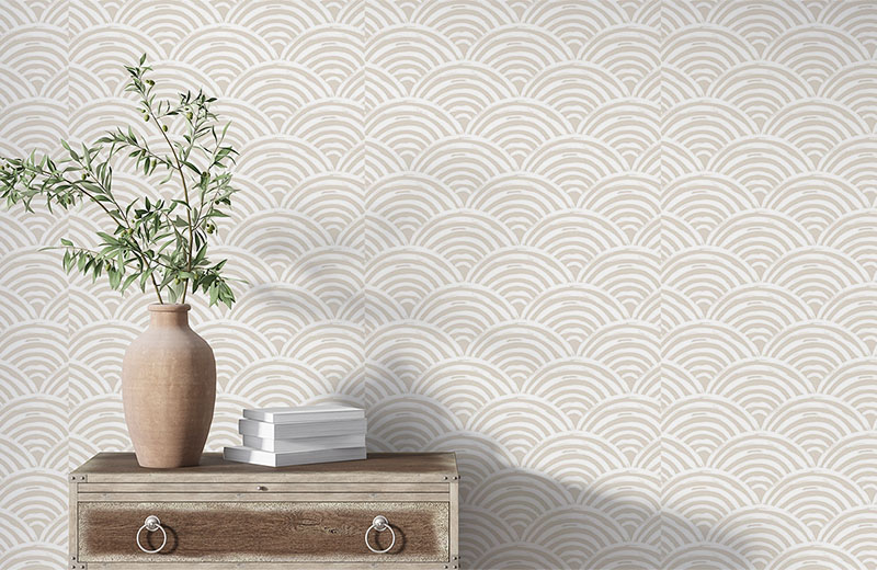hand-drawn-shell-wallpaper-with-side-table